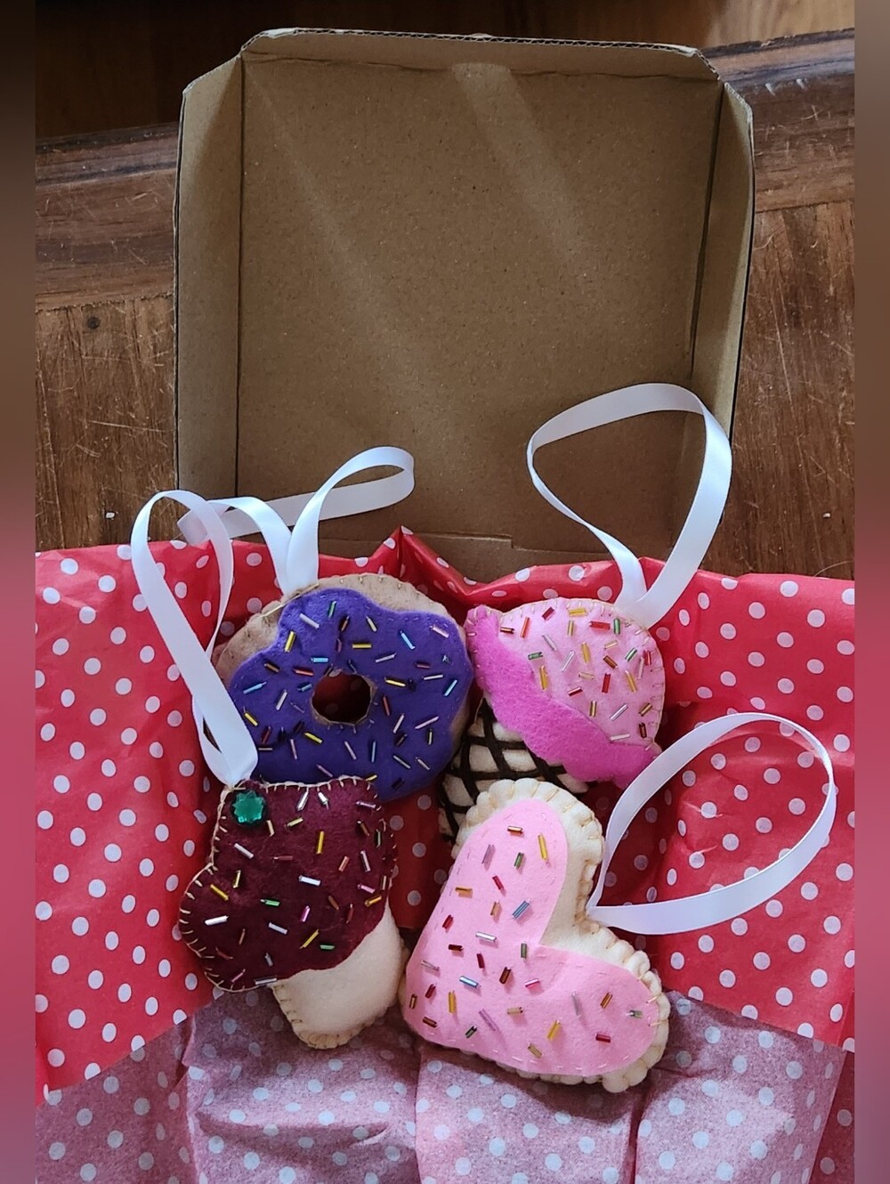 Handmade Sweet Desert Felt Ornaments Set (Pack Of 4)